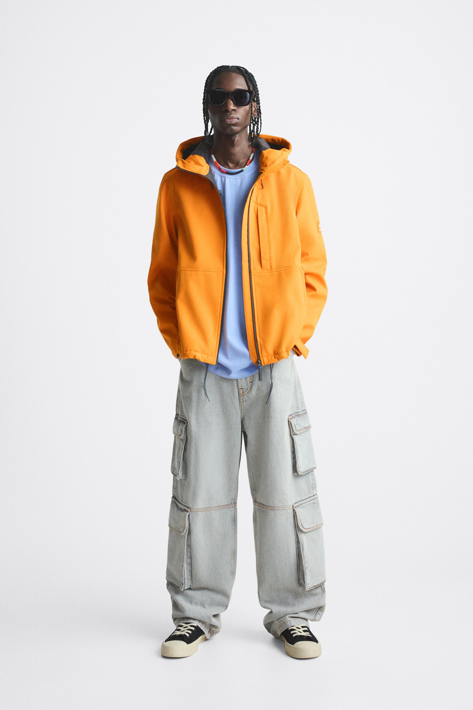 

ТЕХНИЧЕСКАЯ КУРТКА С КАПЮШОНОМ