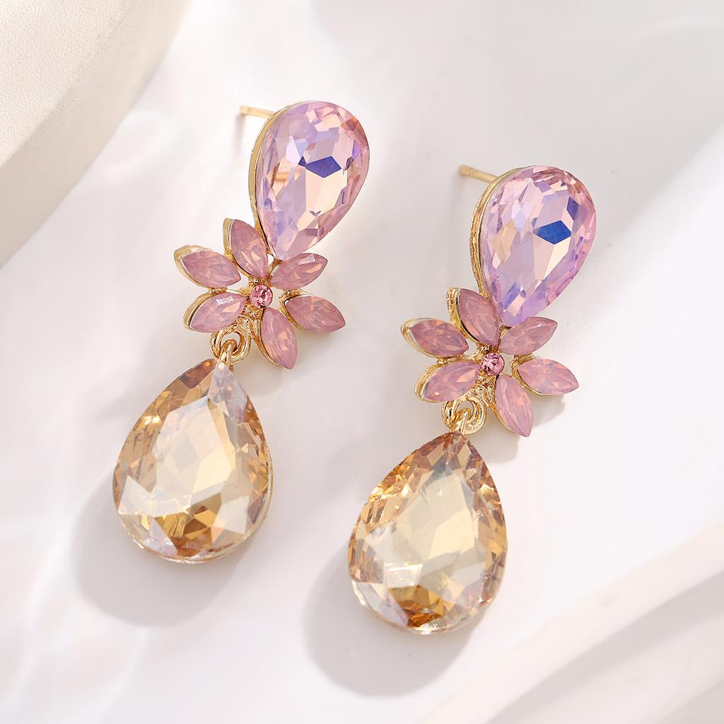

Vintage Luxury Drop Earrings For Women With Alloy Shape Evening Jewelry Pink