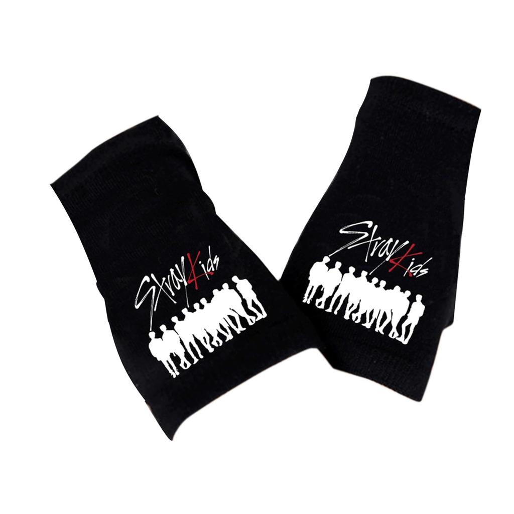Korean Boy Band Singer's Fashionable Trendy Half-finger Writing Gloves, Warm For Men, Women And Children