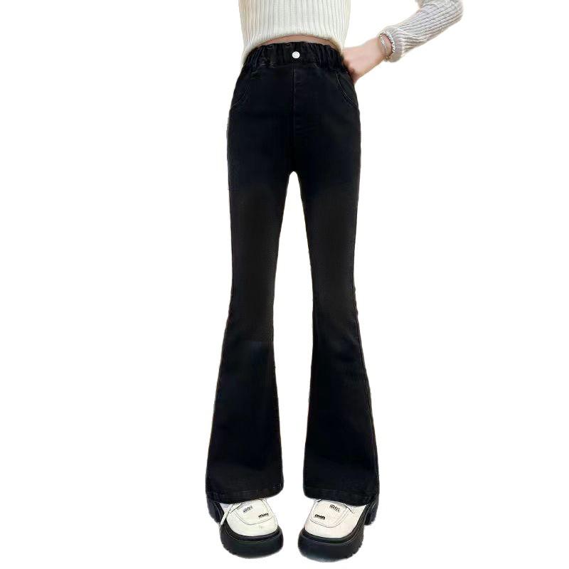 Jeansi evazați subțiatori pentru fete în stil coreean 2025 – Modă trendy de primăvară/toamnă