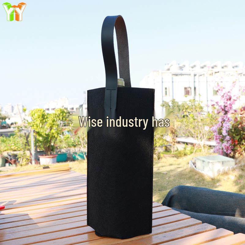 Portable 750ml Felt Wine Gift Bag - Handheld Alcohol & Beverage Storage