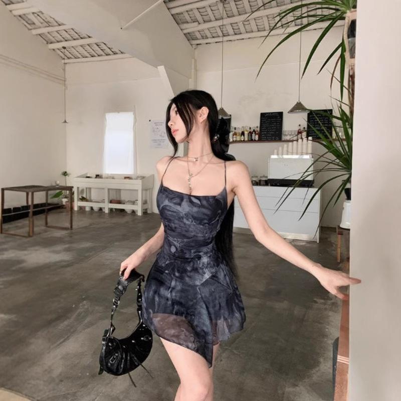 Women's Summer Sexy Mini Dress Abstract Print Spaghetti Strap Crisscross Backless Irregular Hem Slim Fit Club Party Dress