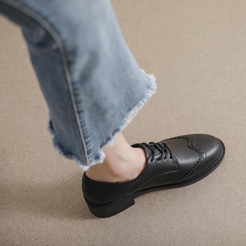 Women's 2024 Autumn British Style Black Leather Lace-Up Flat Loafers with Soft Soles