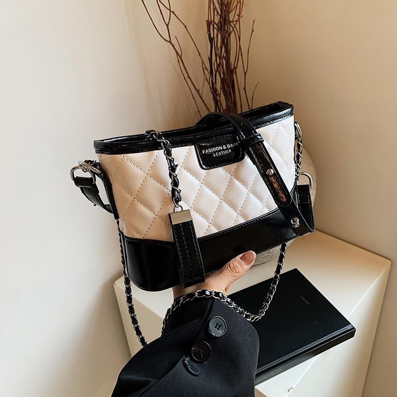 

Korean Style 2025 Women s Crossbody Hobo Bag: Fashionable, Small Square Design