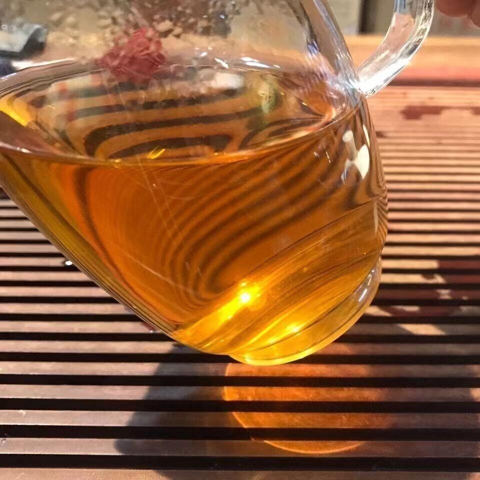 Yunnan Menghai Dayi 7542 Пуэр Сырой чайный пирог Пуэр 357г Сырой чай Пуэр Пуэр — фото 6