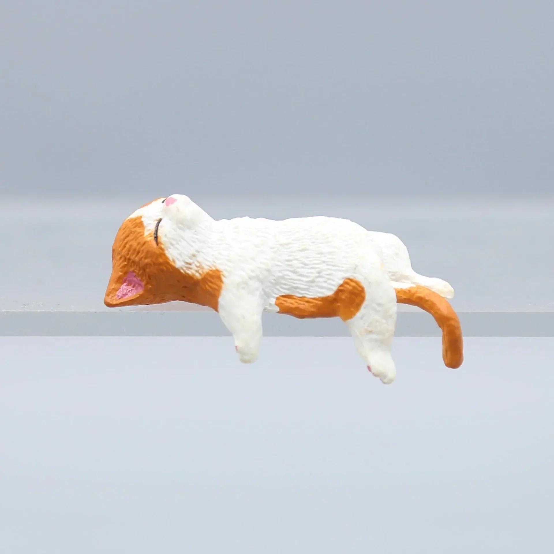 

1pc Cat DIY Edge Figurines Simulation Resin Cat Refrigerator Sticker Material Miniatures Cartoon Car Cat Ornament About 2-4cm