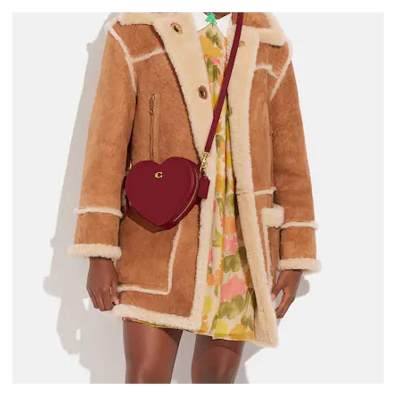 Coach Series 19 Solid Color Heart Shape Zipper Closure Glove Tanned Leather Shoulder Crossbody Bag Small Women’s Cherry Red