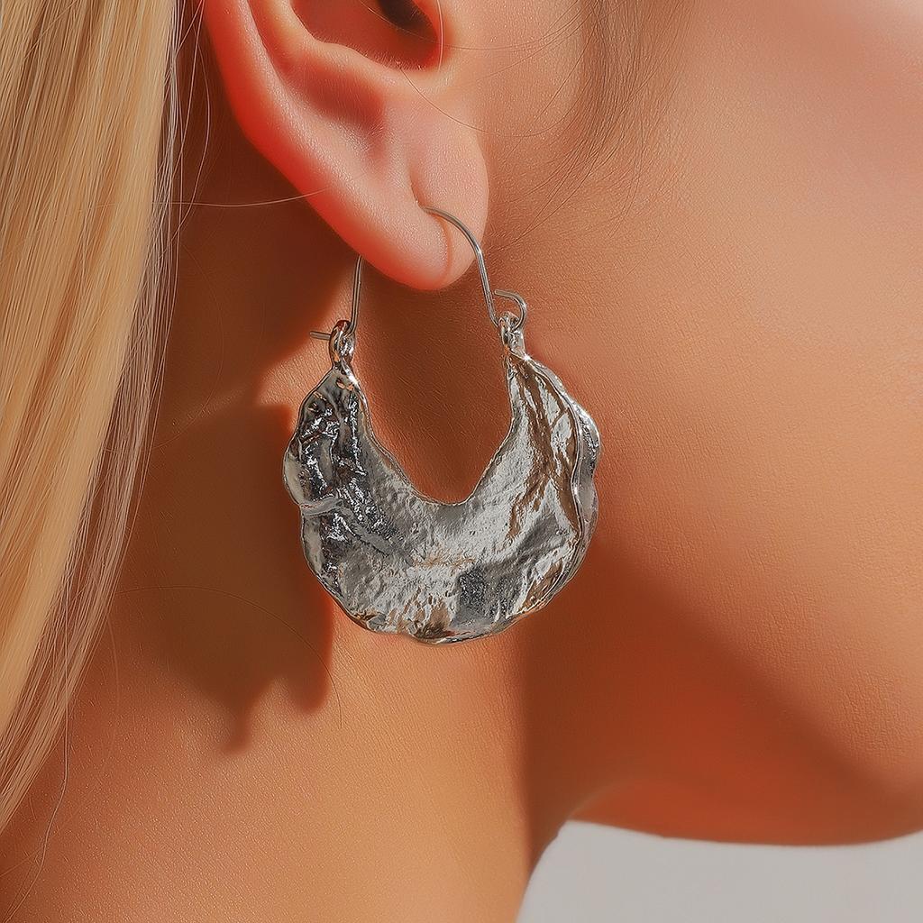2PC Women's Retro Heavy Metal Alloy Pendant Gothic Punk Geometric Earrings Fashion Zircon Suitable for Party and Festival Gifts