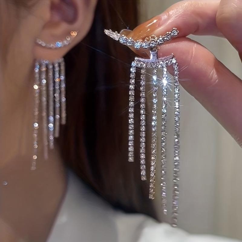 

Модные висячие серьги для женских украшений
