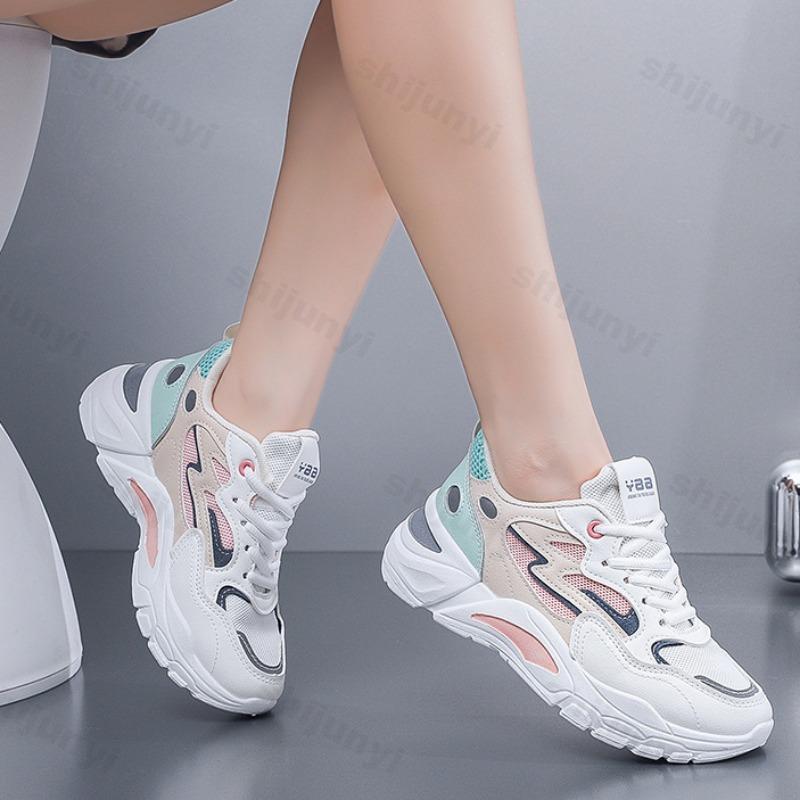 Spring 2025 Sneakers Women Platform Casual Women Shoes Lace Up Breathable Outdoor Non Slip Wear Resistant Student Running Shoes