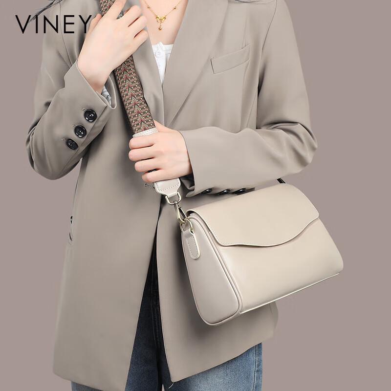Viney Leather Pillow Crossbody Bag