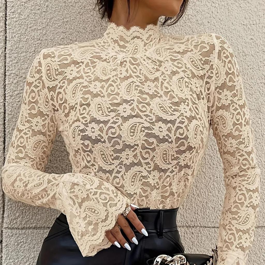 Die neue sexy Cashew Flower Lace Slim Fit sieht schlank aus und trägt ein Oberteil mit Glockenärmeln für Frauen im Inneren