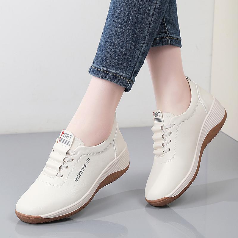 Women Platform Loafers Casual Elegant Leather Khaki Sneakers Thick Sole Height Increase Shake Shoes Large Size
