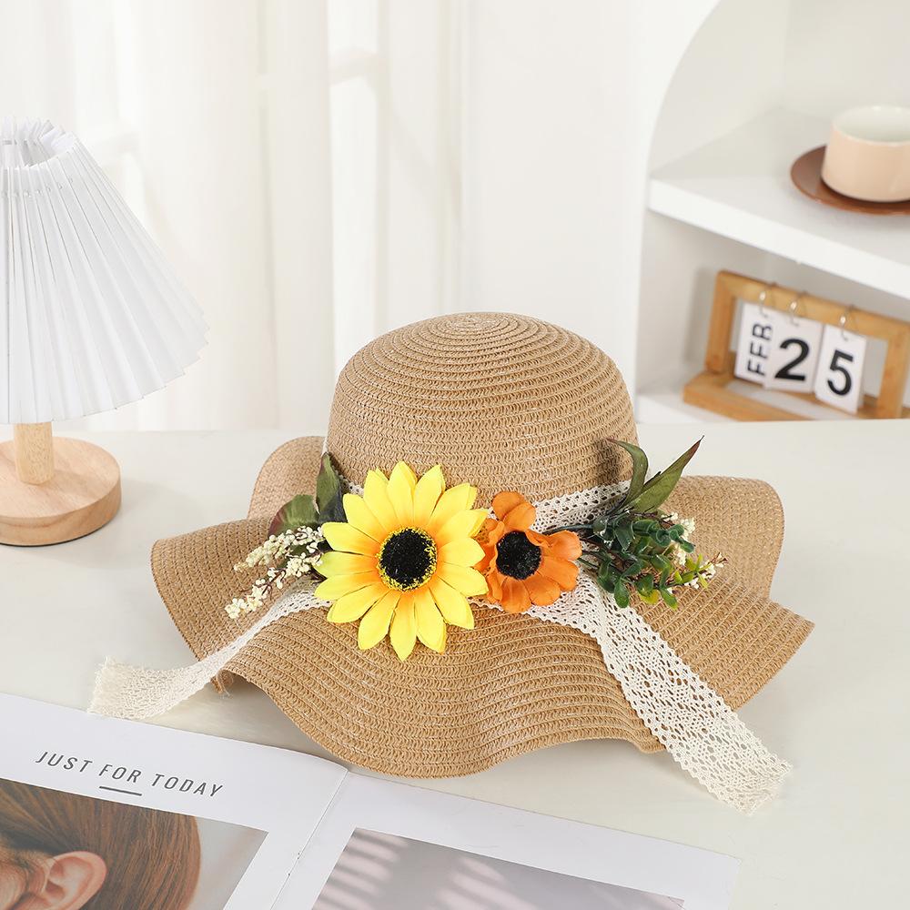Early spring new beach travel sunscreen hat fashionable flower summer UV protection sunshade straw hat