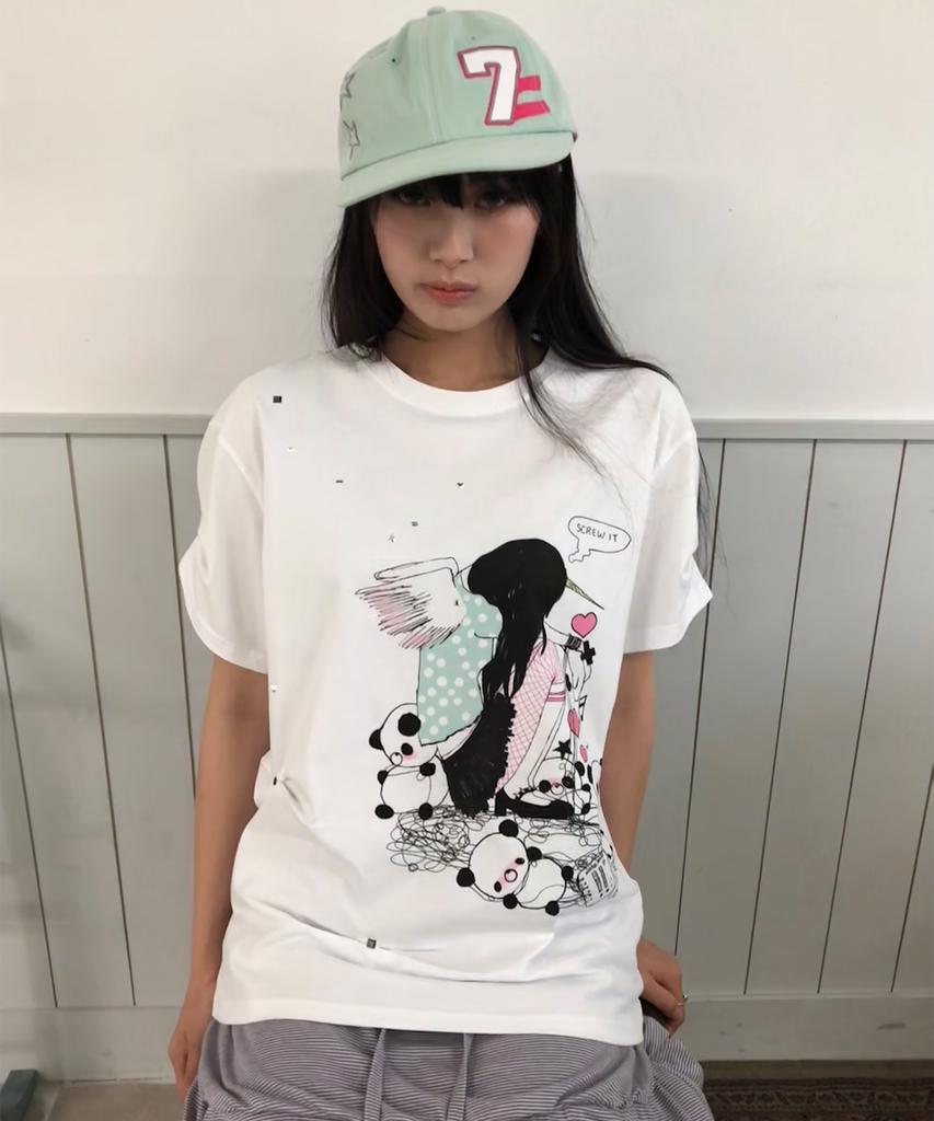 HUG YOUR SKIN X Lucy Loose Tee (White)