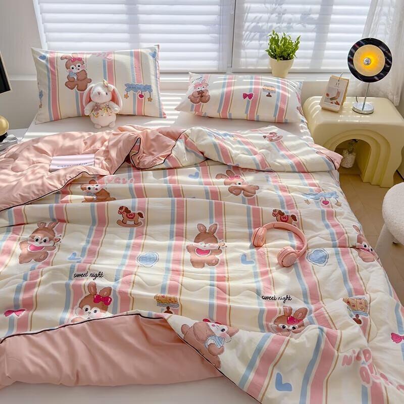 

NanjiRen Class A Double-Layer Wrinkled Gauze Summer Quilt with Rabbit Pattern
