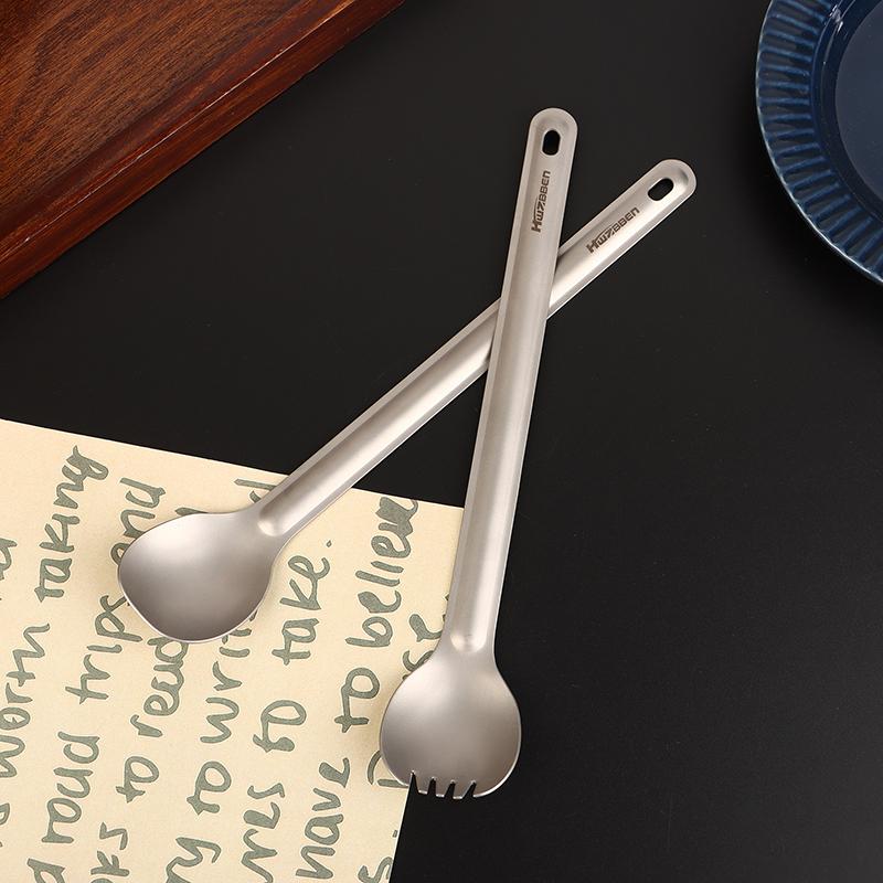 Cuillère à long manche pour le camping Acier inoxydable léger Résistance à la corrosion Spork/cuillère Portable Pique-nique Camping Vaisselle pour le dîner