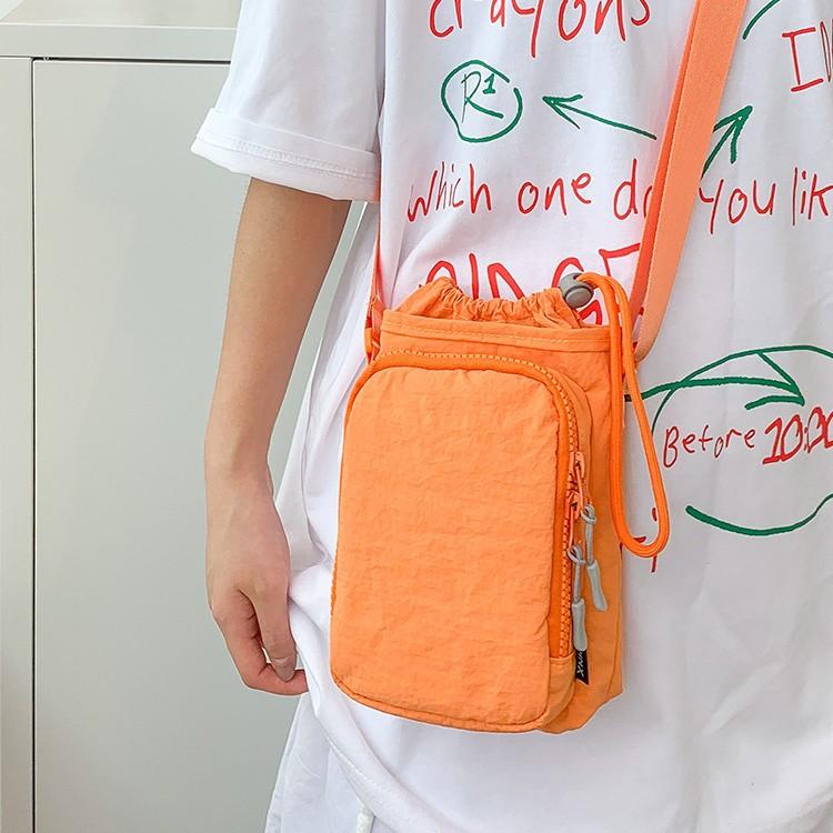 Lightweight mobile phone bag, male and female students, kettle bag, umbrella bag, multi-layer shoulder messenger bag, going out sports water cup satc