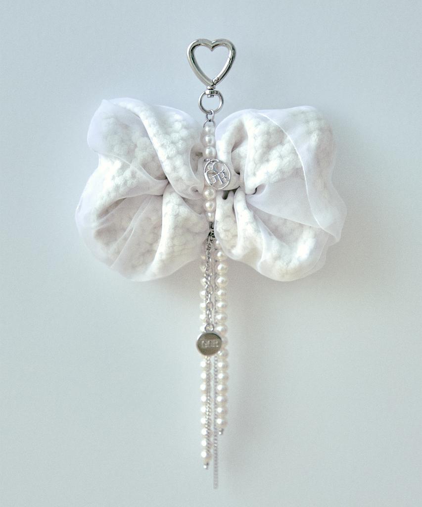 Gocori Bagel Scrunchie - Cream Scrunchie