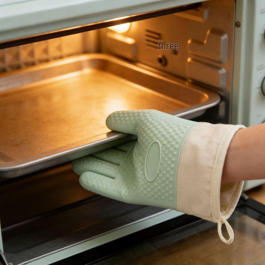 Silicone Heat-Resistant Anti-Scald Oven Gloves for Baking