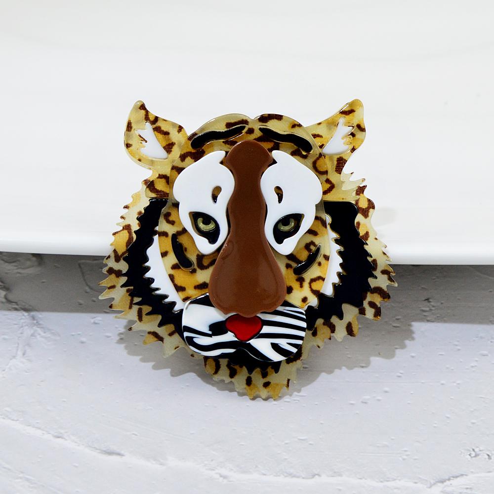 New Acrylic Tiger Brooch Pin Fashion Acetate Fiber Jewelry Animal Design Coat Accessories High Quality