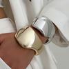 Ingemark Punk Hip Hop Glatte Kunststoffe Unregelmäßige Offene Manschettenarmbänder für Damen Kreatives Goldfarbenes Armband Männer Hand Schmuck