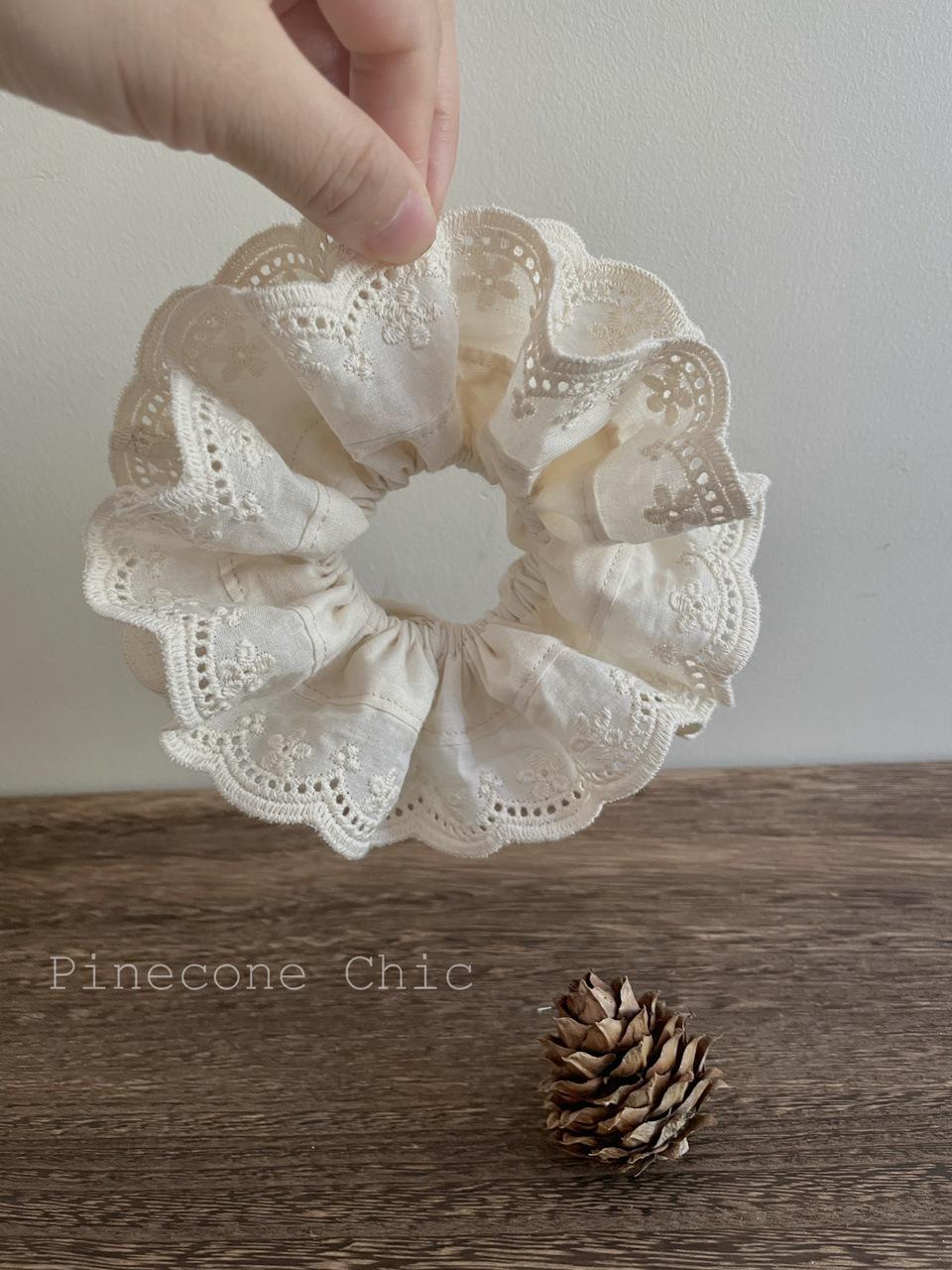 Pinecone Retro Princess Double Layer Adjustable Milky White Embroidered Lace Fluffy Hair Tie