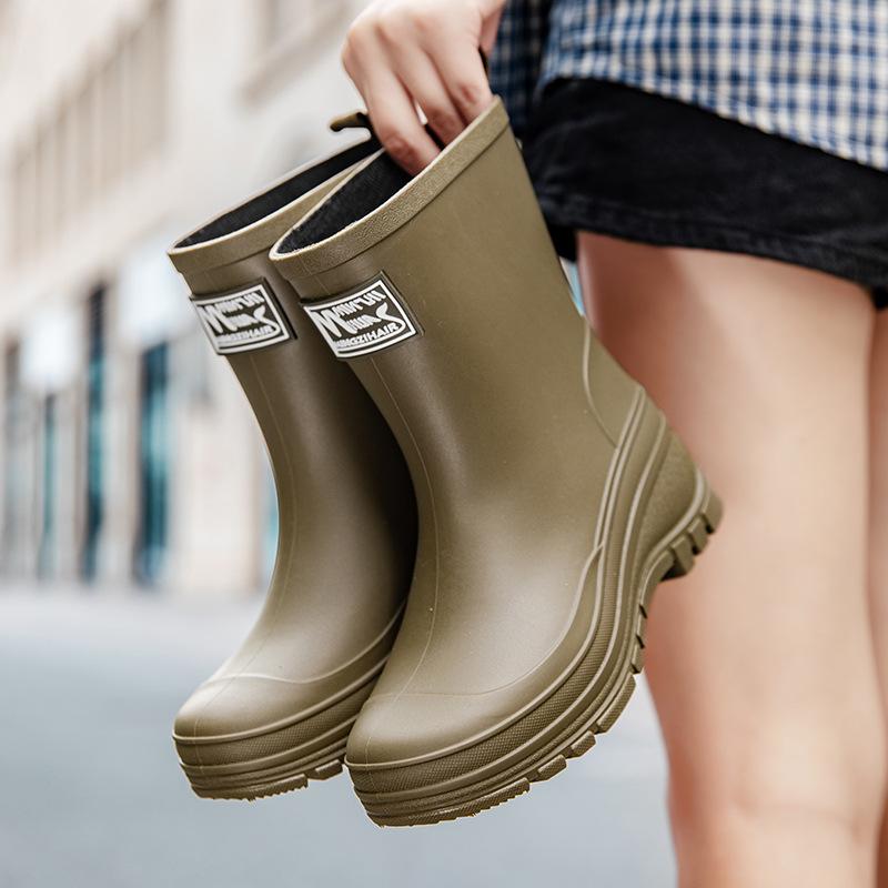 Medium tube rain shoes women's thick-soled wear-resistant and non-slip rain boots outdoor wading rubber shoes camping water boots work water shoes