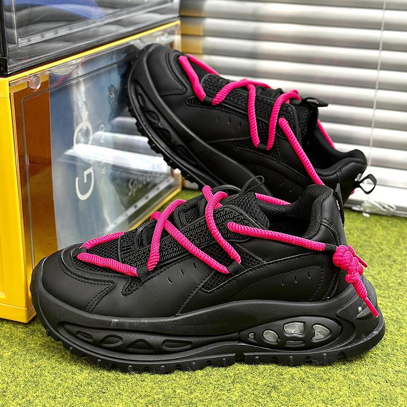 

Exquisite Men s Sneakers Fashion Versatile Casual Sports Shoes Thick Bottom Outdoor Thick Bottom Height Increasing Running Shoes 39