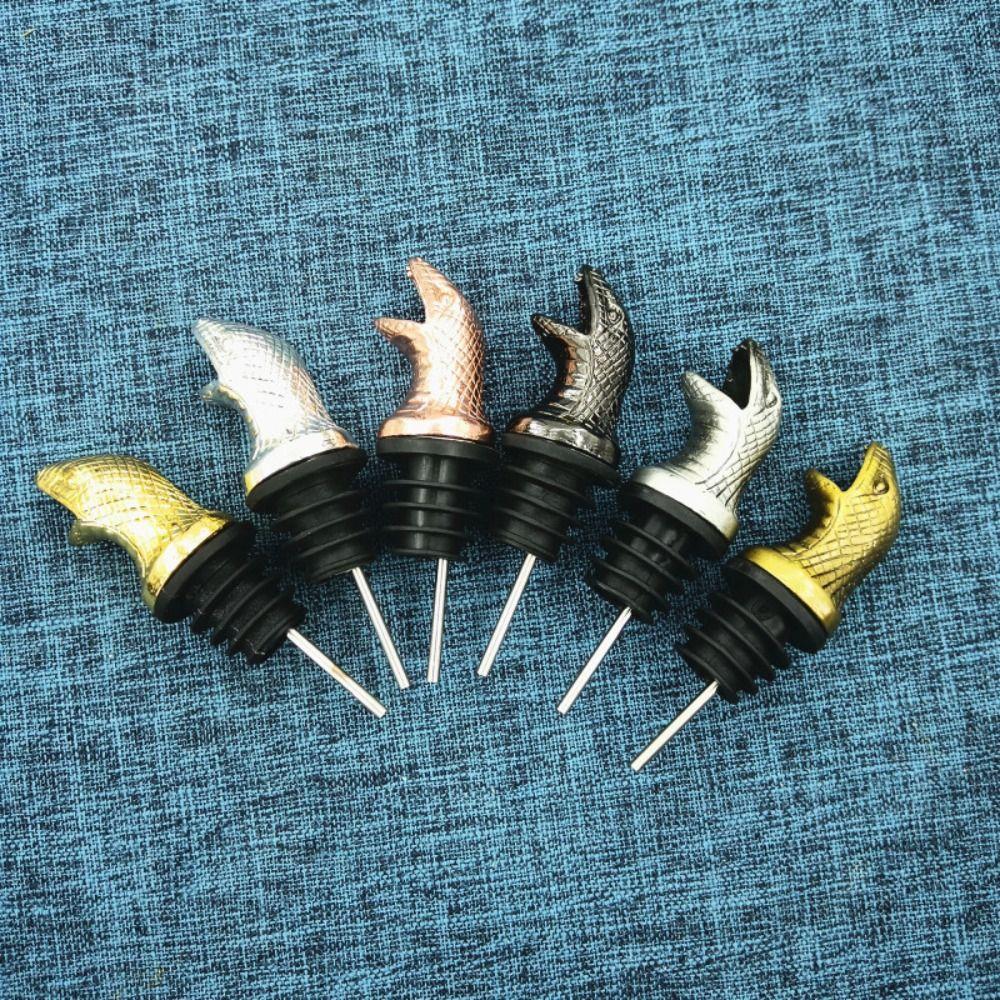 Zinc Alloy Wine Pourer Ornament Wine Aerators Unique Snake Bottle Stoppers  for Kitchen Accessories