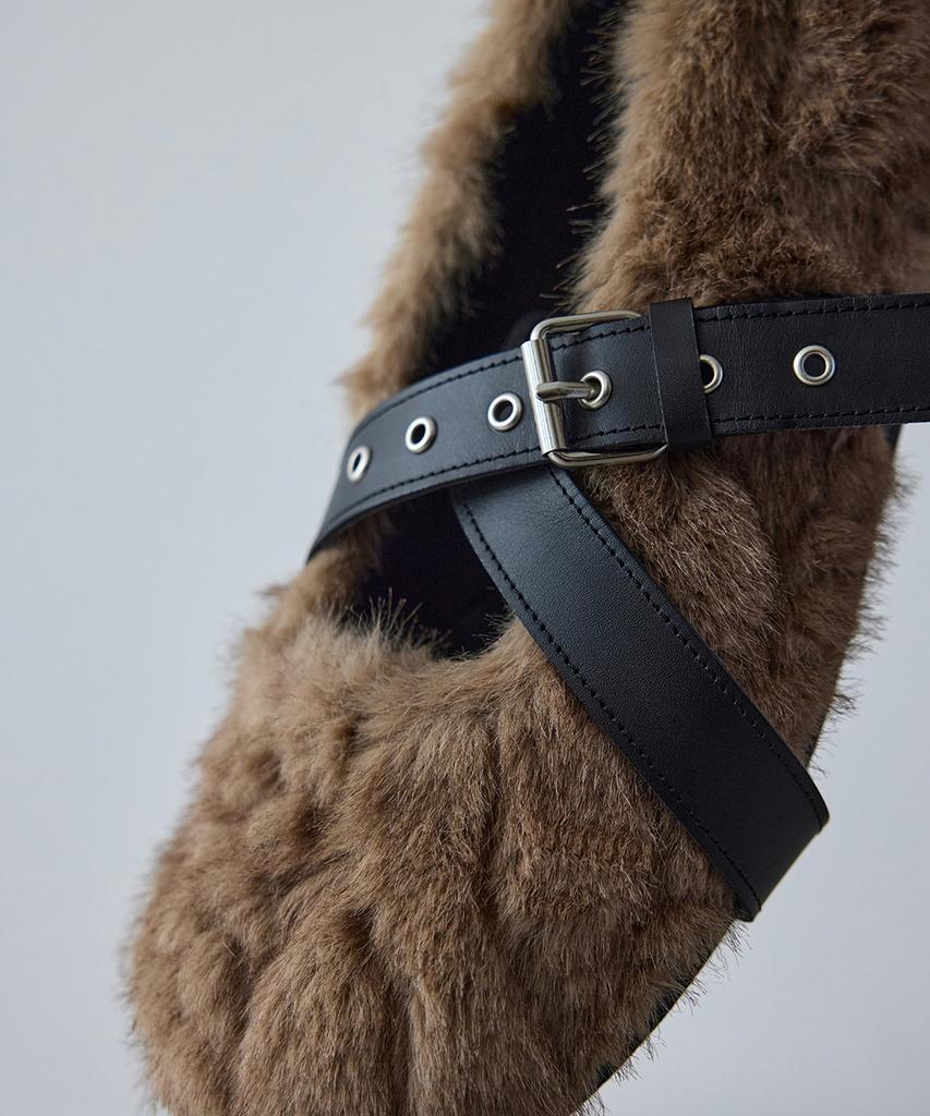 Epingler Strap Toe Flat - Knitted Fur