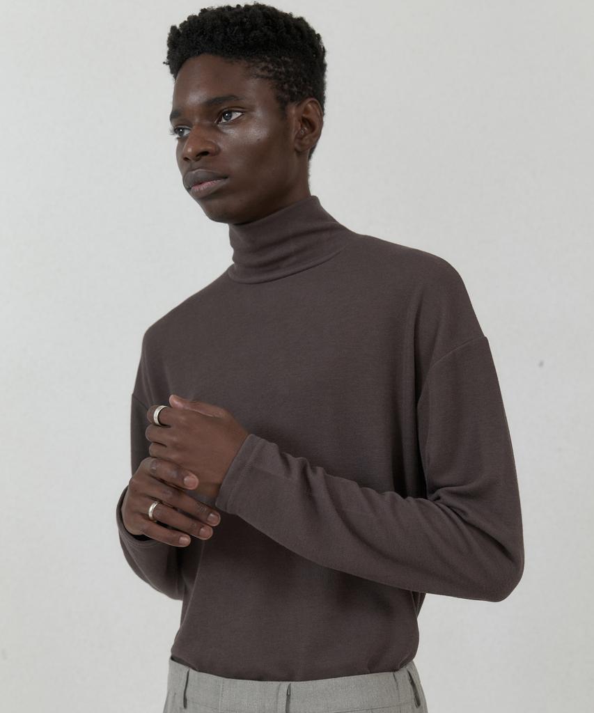 TRIP LE SENS Basic Turtleneck Knit_Cocoa (Type A)