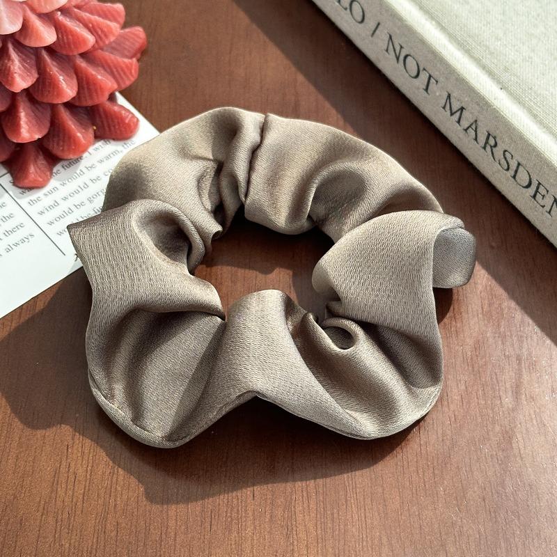 

New Fashion Oversized Silk Scrunchie Women Elastic Satin Hair Bands Black Hair Tie for Girls Large Hairbands Hair Accessories колір світло кави