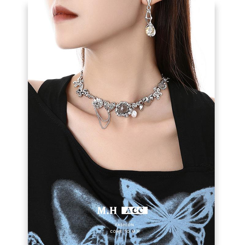 Liquid Silver Flower Necklace Women's Irregular Unique Clavicle Chain Exquisite High Quality Versatile Necklace