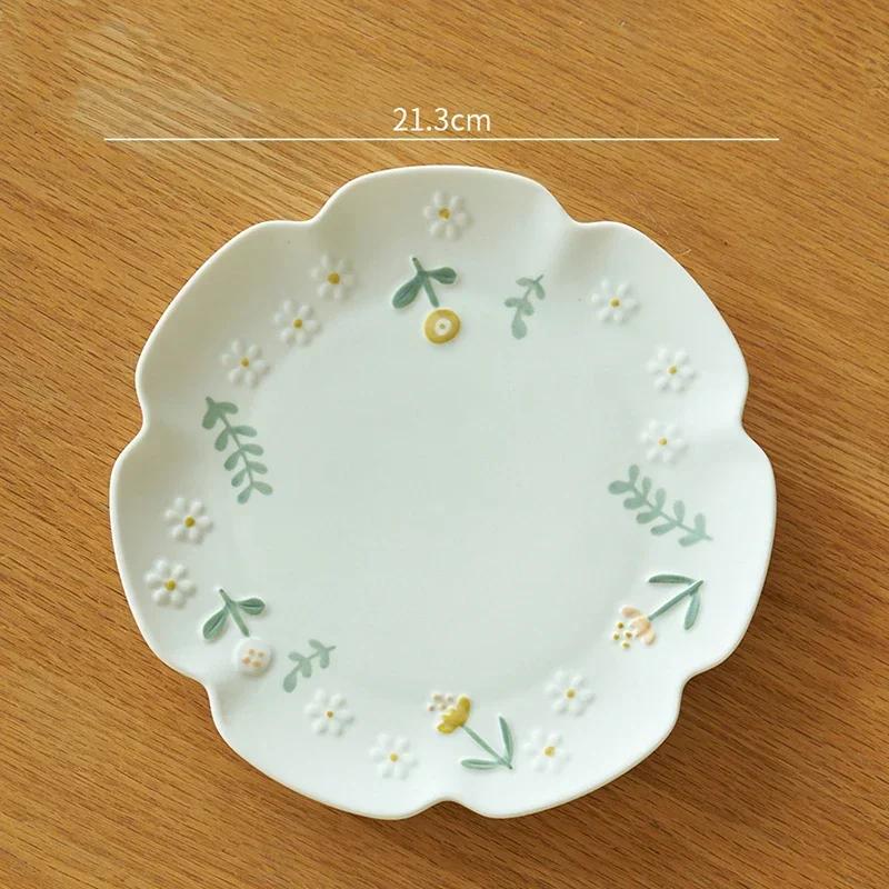 Blumen Relief Keramikplatten Kreative Rund High-End Fischplatte Köstliche Gerichte Speiseplatte Exquisites Haushaltsgeschirr