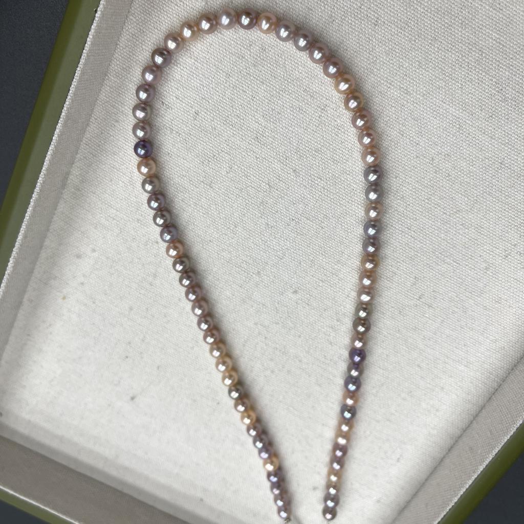 1String, Multi-colored Natural Freshwater Pearls, Boho Handmade Round Pearl Beads for Jewelry Making DIY Crafts (Beads 5-6mm, Length 36cm)