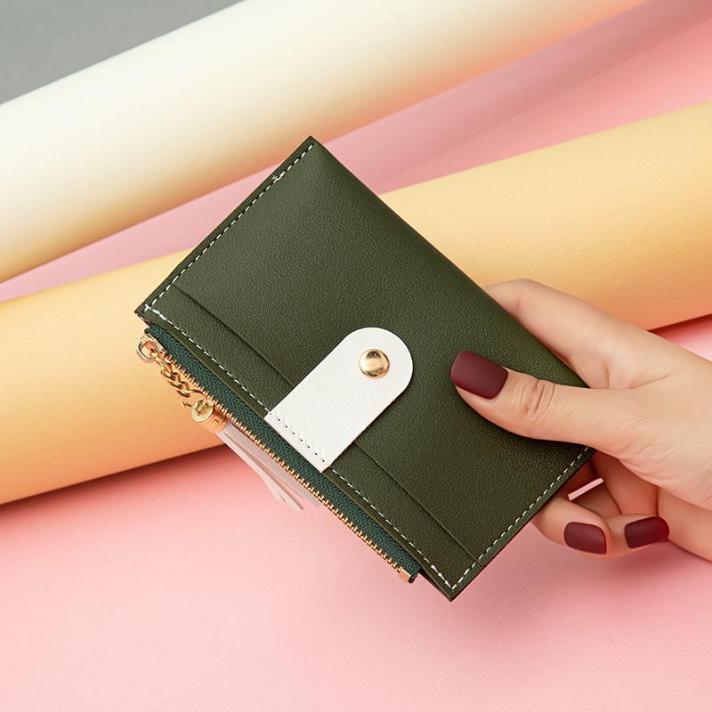 Carteira Mini Feminina Estilo Coreano com Borla, Vários Compartimentos para Cartões e Costura Contrastante.