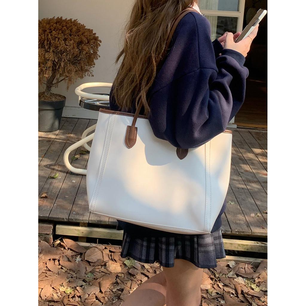 IELGY Ladies Tote Bag - Retro Design, Large Capacity, Versatile Commuter Bag