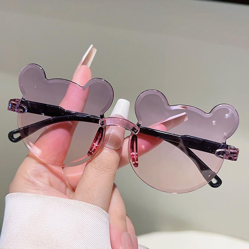 1/8 ks roztomilé sluneční brýle ve tvaru medvídka pro děti nové módní dětské bezrámové dekorace odstínů s gradientním vícebarevným slunečním brýlem