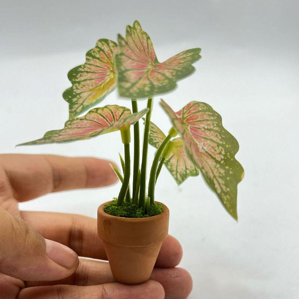 1:12 Dollhouse Miniature Plant Plastic Colorful Taro Green Plant Miniature Dollhouse Decorations