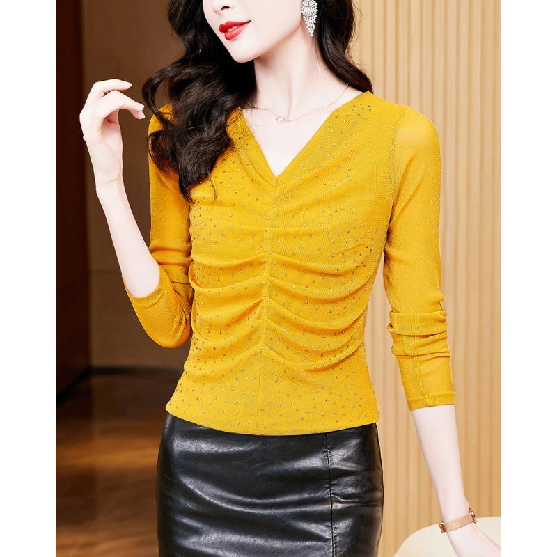 New Autumn V-neck Fashionable Temperament Versatile Bright Silk Mesh Yarn Long Sleeve Chic Base Shirt for Women