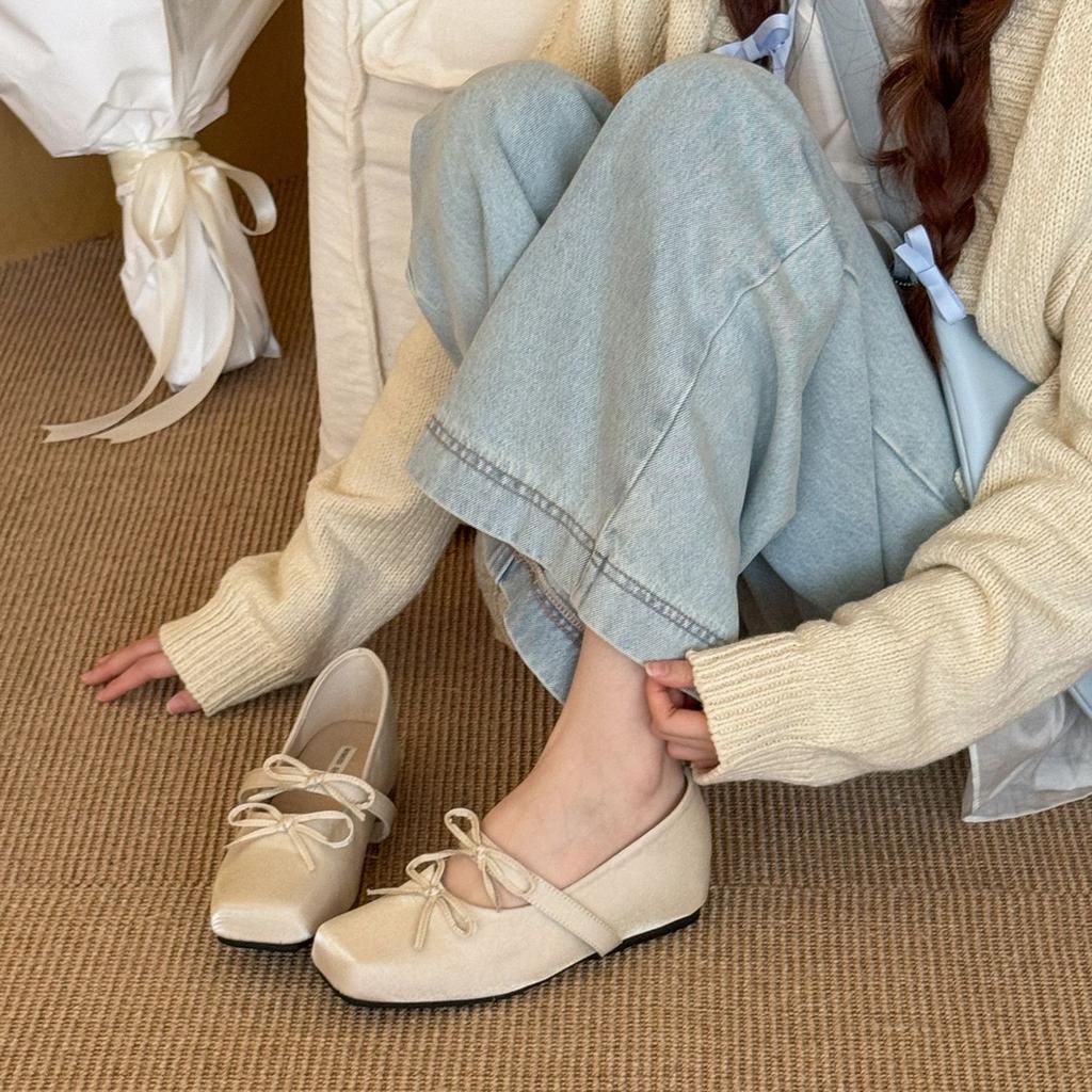 2025 spring cream cherry blossom powder girlish feeling bow inner height increase single shoes women shallow mouth word with Mary Jane shoes