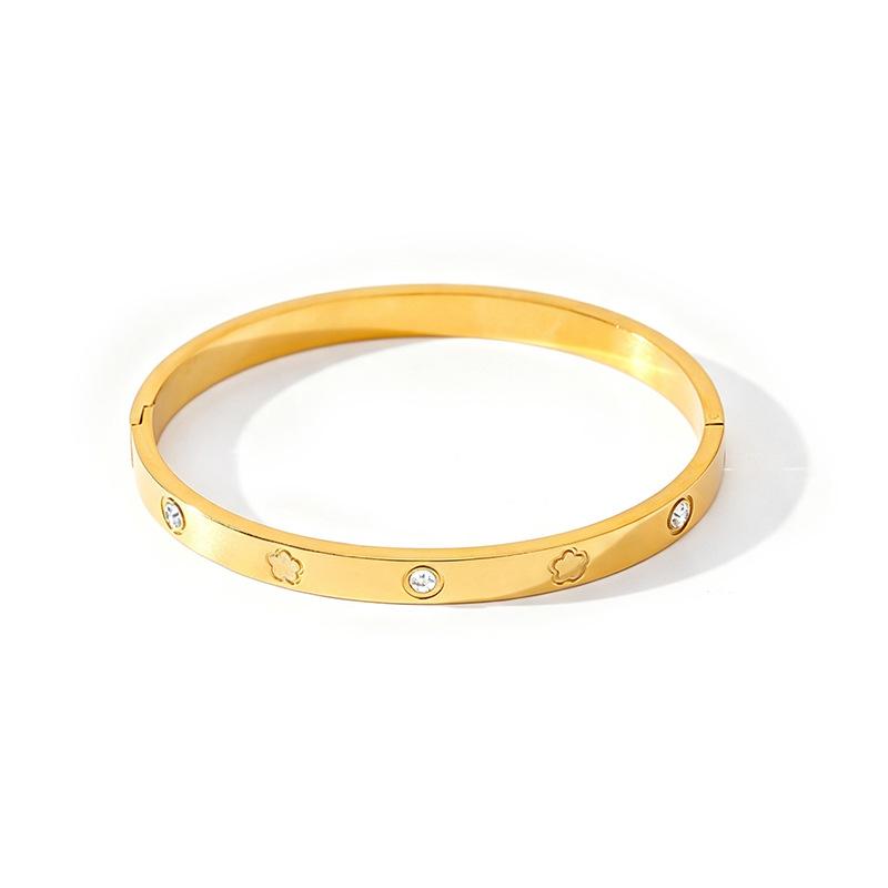 Stainless steel bracelet fashion European and American ins style 18K gold lucky four flower steel bracelet women's jewelry