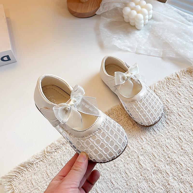 

Girls Mesh Transparent Sandals2026Summer children s cute pearl bow hollowed-out shoes for toddlers, young and older kids 23Inner Length14.8cm бежевый