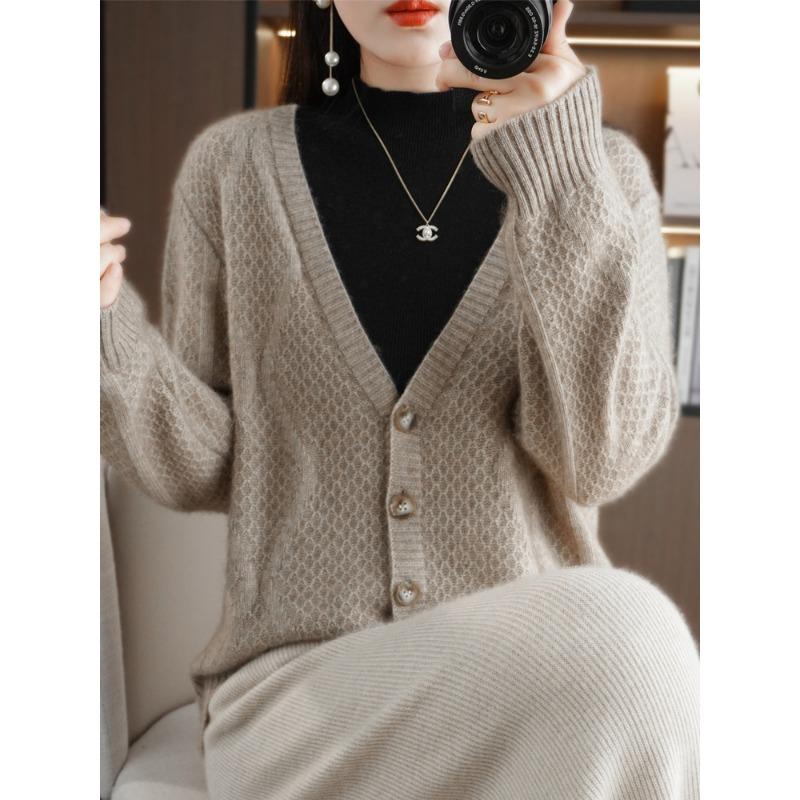 

Spring and Autumn Lazy Wind Large Size Knitted V-Neck Cardigan Women s Loose Large Size Versatile Sweater Jacket Thick Outer S