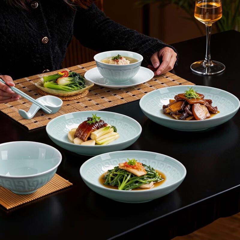 Jingdezhen Underglaze Ceramic Dinnerware Set