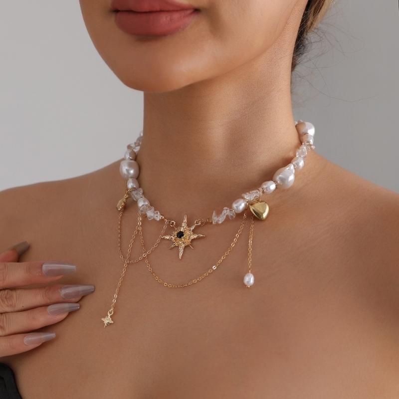 Modern Eight Point Star Necklace Short Length Neckchain For Women Edgy Street Style Jewelry With Faux Pearls Accent