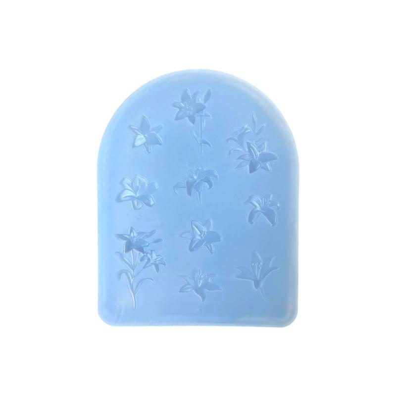 

Heat Resistant Silicone Flower Petal Shape Mold For Handmade Resin Art Charms And Decorative Ornament 1