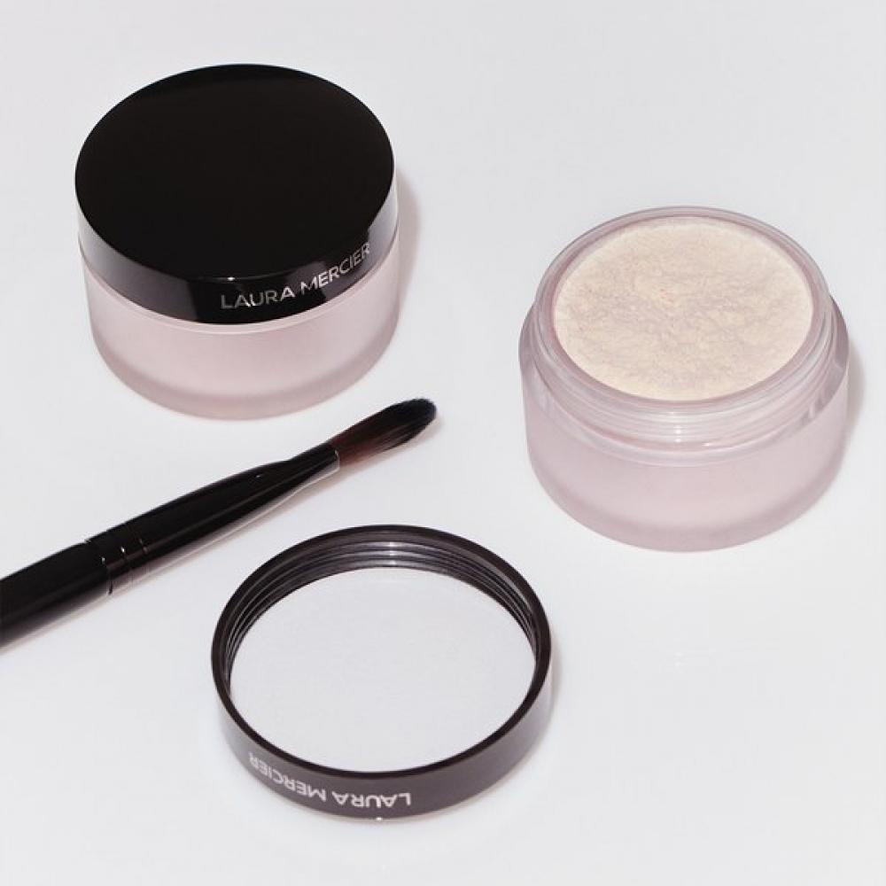 Laura Mercier Brightening Eye Setting Powder  + Mini Concealer 