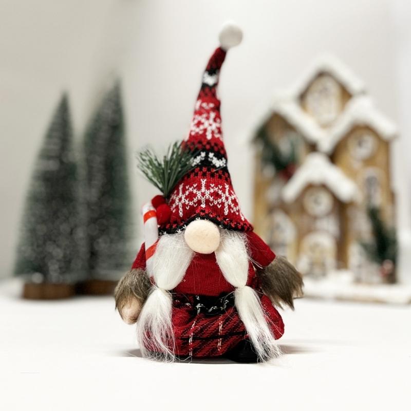 Sturdy Plastic And Fabric Christmas Gnomes Ornament for Home Decoration and Party Display